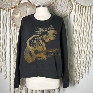 Taylor Swift “With You I’d Dance” Boxy Pullover Sweatshirt Size Large in Gray